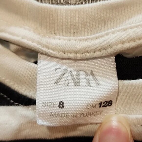 ⛅️ Zara striped Crop Top ⛅️ - Picture 2 of 5